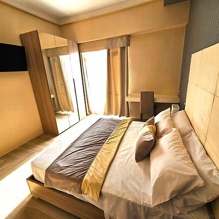 Astoria Boutique Suites Лечче Екстер'єр фото