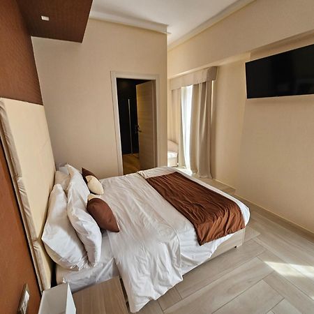 Astoria Boutique Suites Лечче Екстер'єр фото